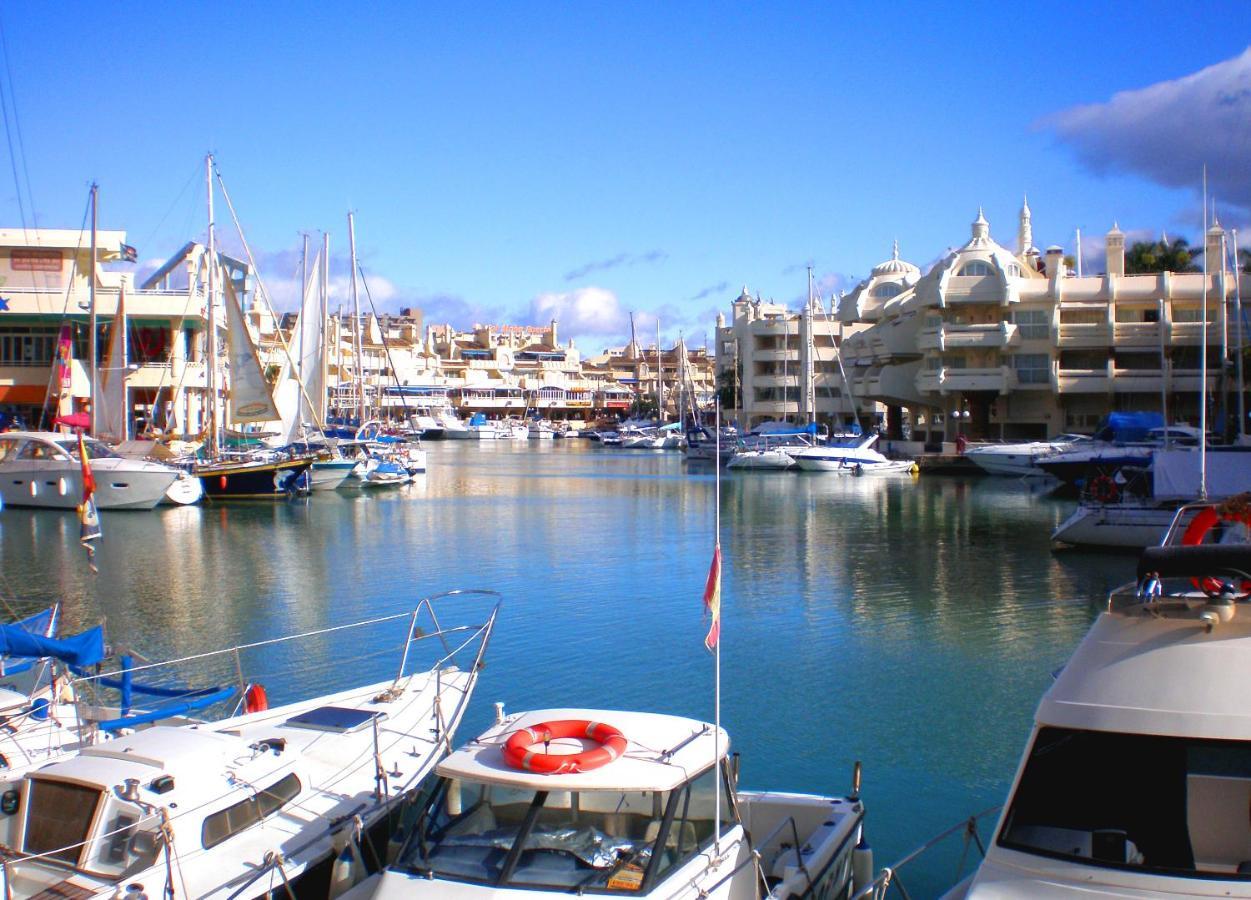 Sun Coast Benalmádena -- Superb studio with 4 pools, gardens&breakfast Exterior foto