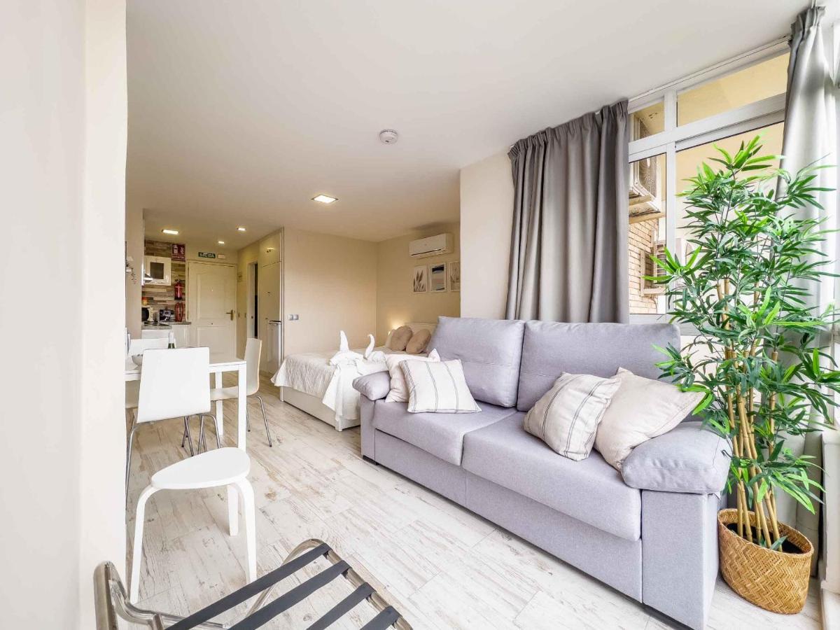 Sun Coast Benalmádena -- Superb studio with 4 pools, gardens&breakfast Exterior foto